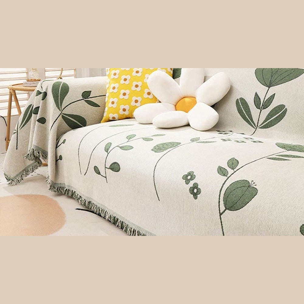 Sofabezug Chenille mit Blattmuster und Fransen in Creme-Grün